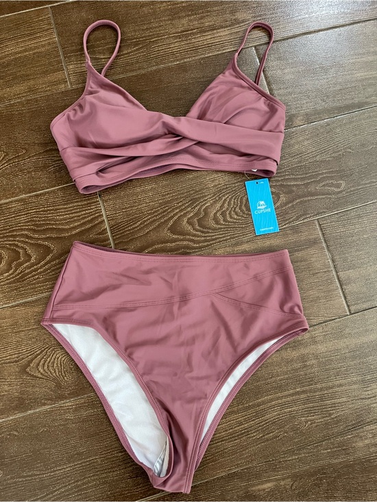 Cupshe Other - Cupshe Dusty Rose Twist Front Bikini Set